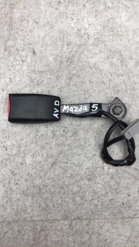 Attache ceinture avant droit