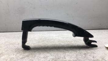 Tirador de puerta delantera izquierda