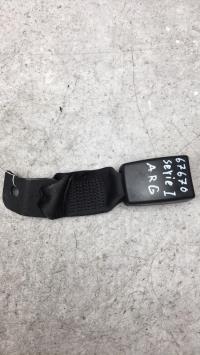 Attache ceinture arriere gauche