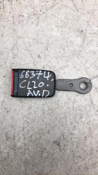 Attache ceinture avant droit