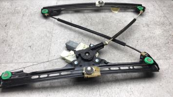 Alzacristalli elettrico anteriore destro