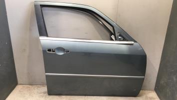 Porte avant droit