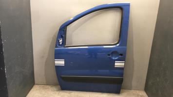 Porte avant gauche