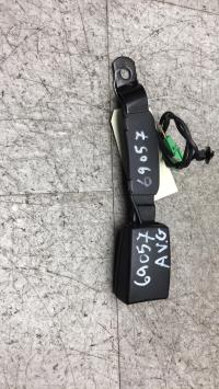Attache ceinture avant gauche