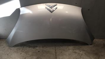 Capot