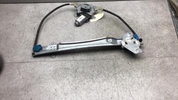 Leve vitre electrique avant gauche