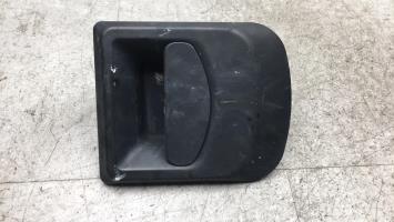 Poignee porte avant droit