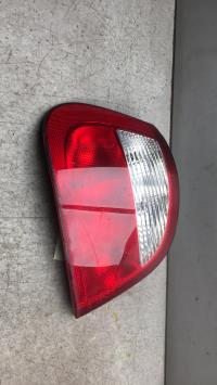 Fanale posteriore principale sinistro (luci)