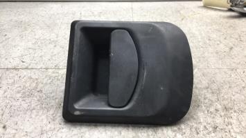 Poignee porte avant droit