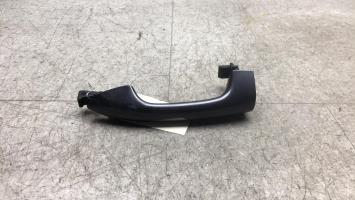 Poignee porte avant gauche