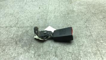 Attache ceinture arriere gauche