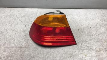 Fanale posteriore principale sinistro (luci)