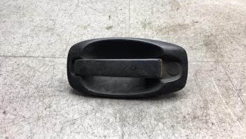 Poignee porte avant droit