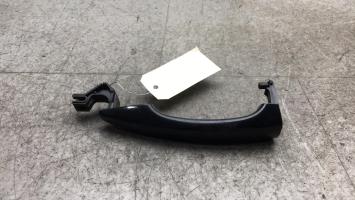 Poignee porte avant droit