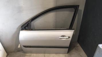 Porte avant gauche