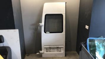 Porte de coffre gauche
