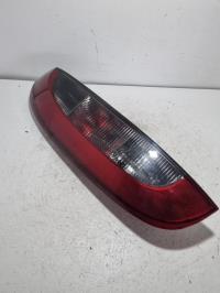 Fanale posteriore principale sinistro (luci)