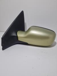 Retrovisor izquierdo