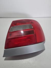 Fanale posteriore principale destro (luci)