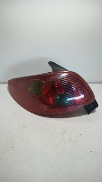 Fanale posteriore principale sinistro (luci)
