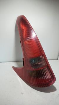 Fanale posteriore principale sinistro (luci)