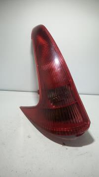 Fanale posteriore principale sinistro (luci)