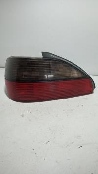 Fanale posteriore principale sinistro (luci)