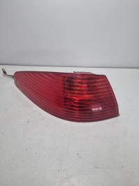 Fanale posteriore principale sinistro (luci)