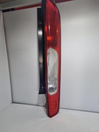 Fanale posteriore principale sinistro (luci)
