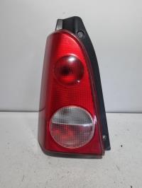 Fanale posteriore principale sinistro (luci)