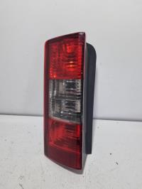 Fanale posteriore principale sinistro (luci)