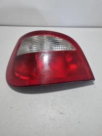Fanale posteriore principale sinistro (luci)