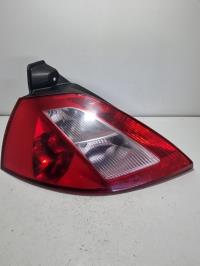 Fanale posteriore principale sinistro (luci)