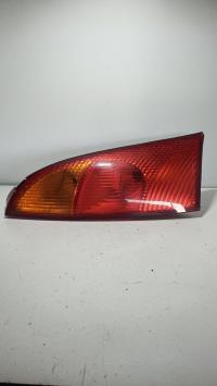 Fanale posteriore principale sinistro (luci)