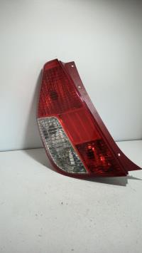 Fanale posteriore principale sinistro (luci)