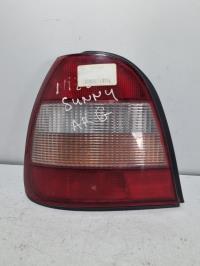 Fanale posteriore principale sinistro (luci)
