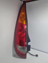 Fanale posteriore principale sinistro (luci)