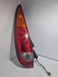 Fanale posteriore principale sinistro (luci)