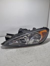 Gruppo ottico anteriore principale sinistro (luci)(faro)