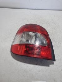 Fanale posteriore principale sinistro (luci)