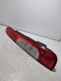 Fanale posteriore principale destro (luci)