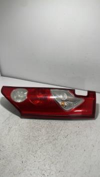 Fanale posteriore principale destro (luci)