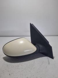 Retrovisor derecho
