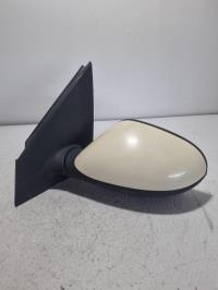 Retrovisor izquierdo