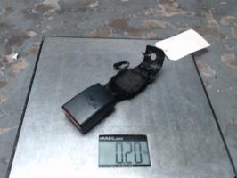 Attache ceinture arriere gauche