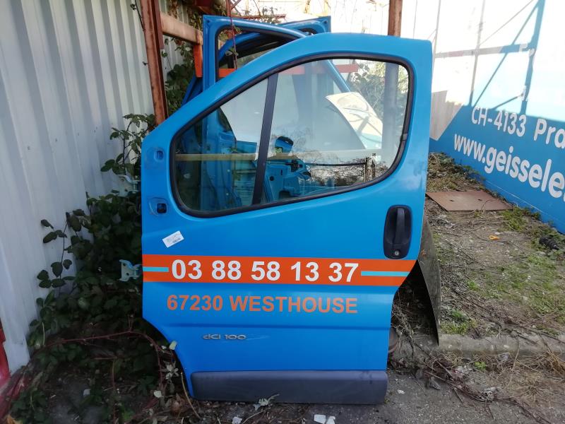Porte avant gauche