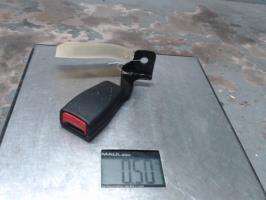 Attache ceinture arriere gauche