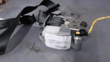 Ceinture avant droit