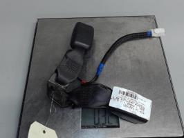 Attache ceinture arriere droit