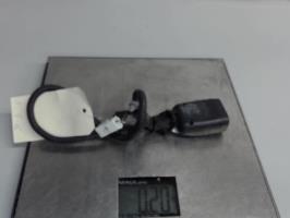 Attache ceinture avant gauche